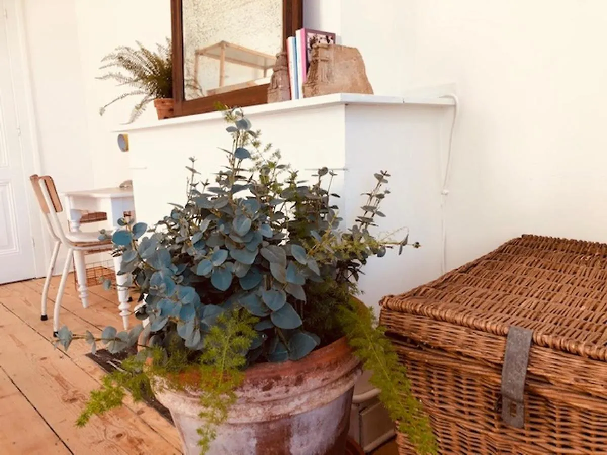 Bed and Breakfast Logies Lapin Antwerpen 0*,  Belgien